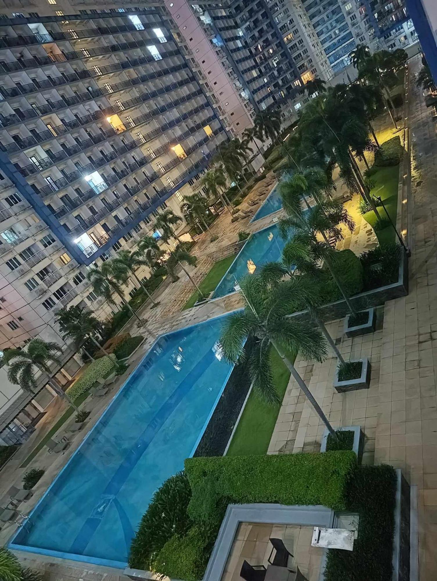 Bliss Staycation At Sea Residences By John Манила Екстериор снимка